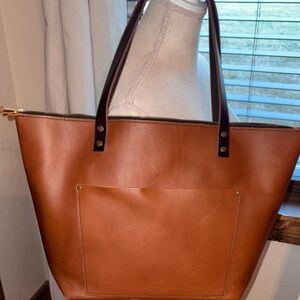 Portland leather goods large zip tote in brown Dakota bnnu & been in my closet.